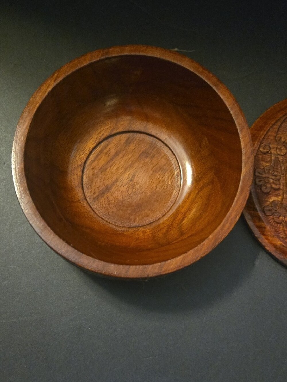 Hand-Carved Wooden Lidded Box - Brown - Picture 5 of 15